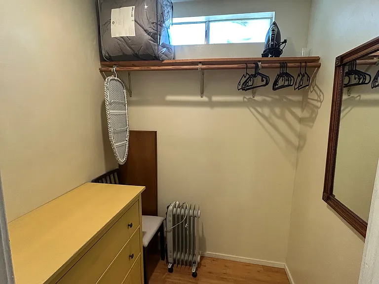 726 S Louise St — Photo 17
