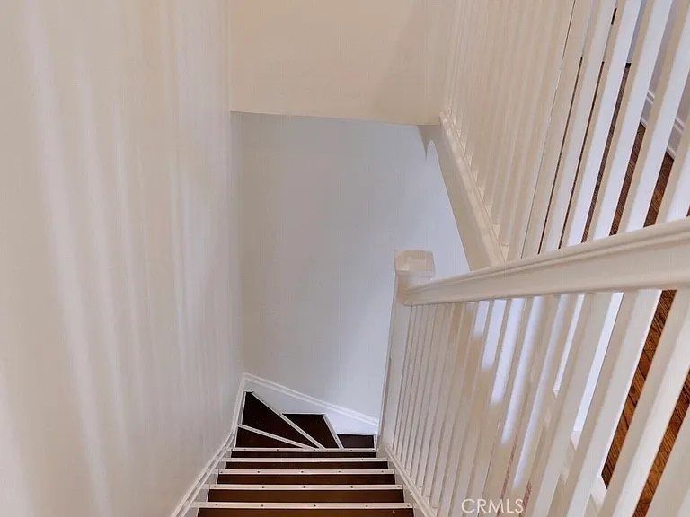 5150 Romaine St — Photo 11