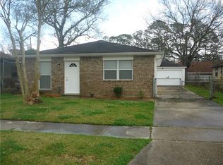 681 Hooter Rd, Bridge City, LA 70094