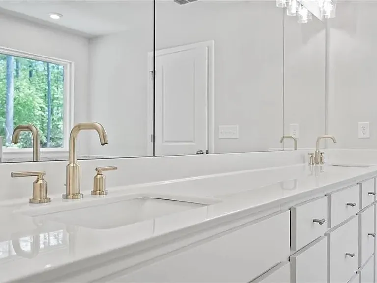 382 Riverwood Dr — Photo 14