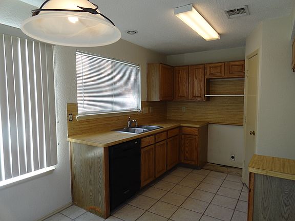 Kitchen (before New Stove and Micro)