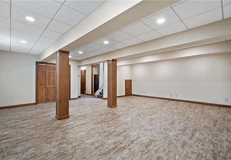 6050 Walton Rd — Photo 23