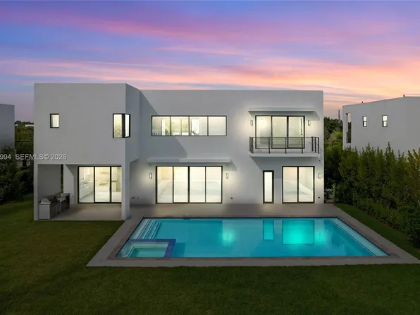 16492 Botaniko Dr S, Fort Lauderdale, FL 33326