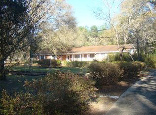 5819 Hillcrest Dr, Crestview, FL 32539