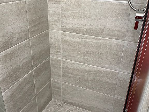 5th image of 10213 Pike Ave #3