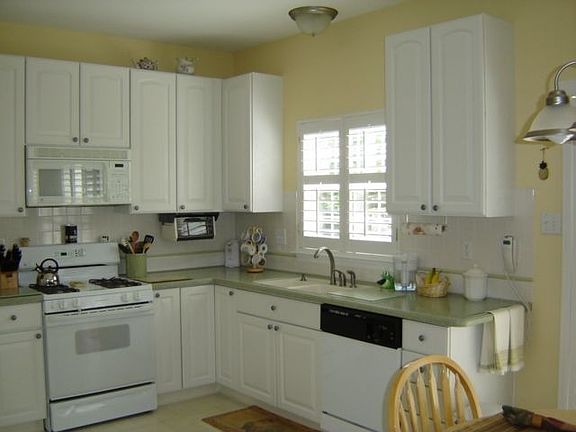 5th image of 910 Francis Dr