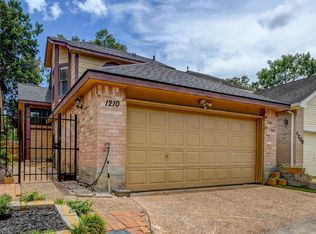 1210 Normans Woods St, Houston, TX 77077