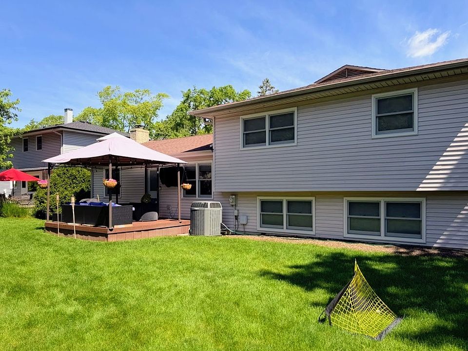 2nd image of 243 Palmgren Ct