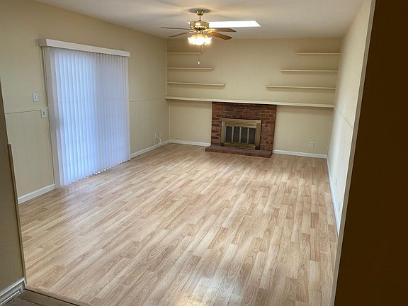4th image of 2290 Cervantes Way
