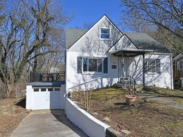 2790 Redfield Pl, Cincinnati, OH 45230