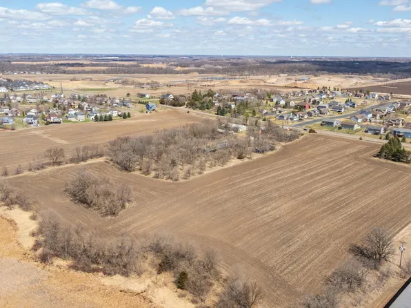 1112 River Rd NE, Hanover, MN 55341