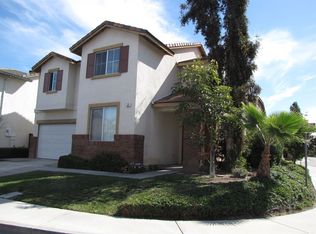 2 Robins Tree Ln, Irvine, CA 92602