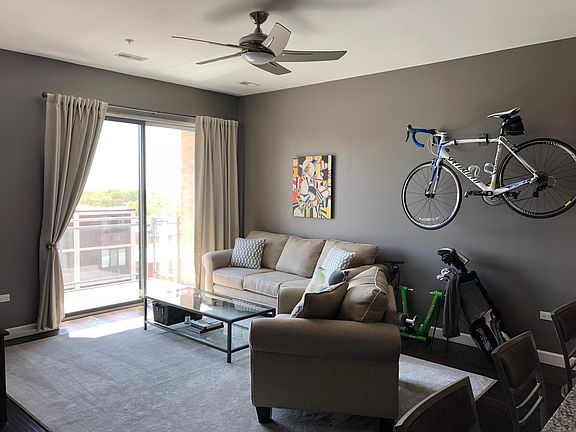 2nd image of 1720 Oak Ave #805
