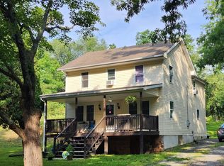 62 Spohrs Rd, Berkeley Springs, WV 25411