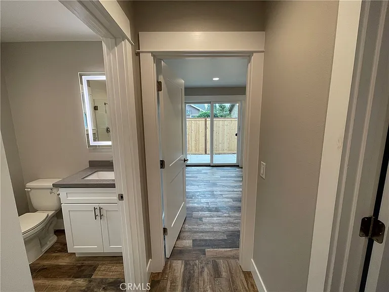 562 E Van Bibber Ave — Photo 22