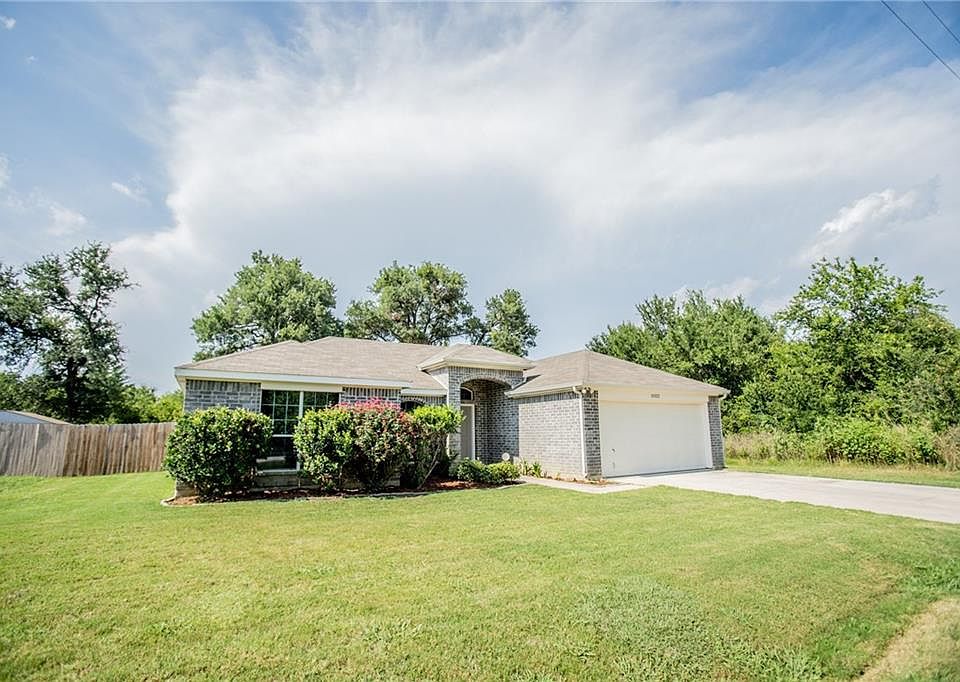1st image of 11022 Shady Oaks Dr
