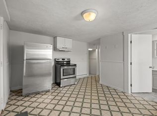 25 Nashua St #B, Fitchburg, MA 01420