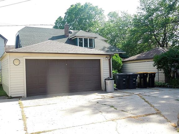 2nd image of 6831 W Bluemound Rd #1