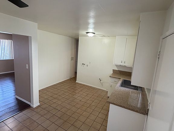 Kitchen and Eating Nook Area