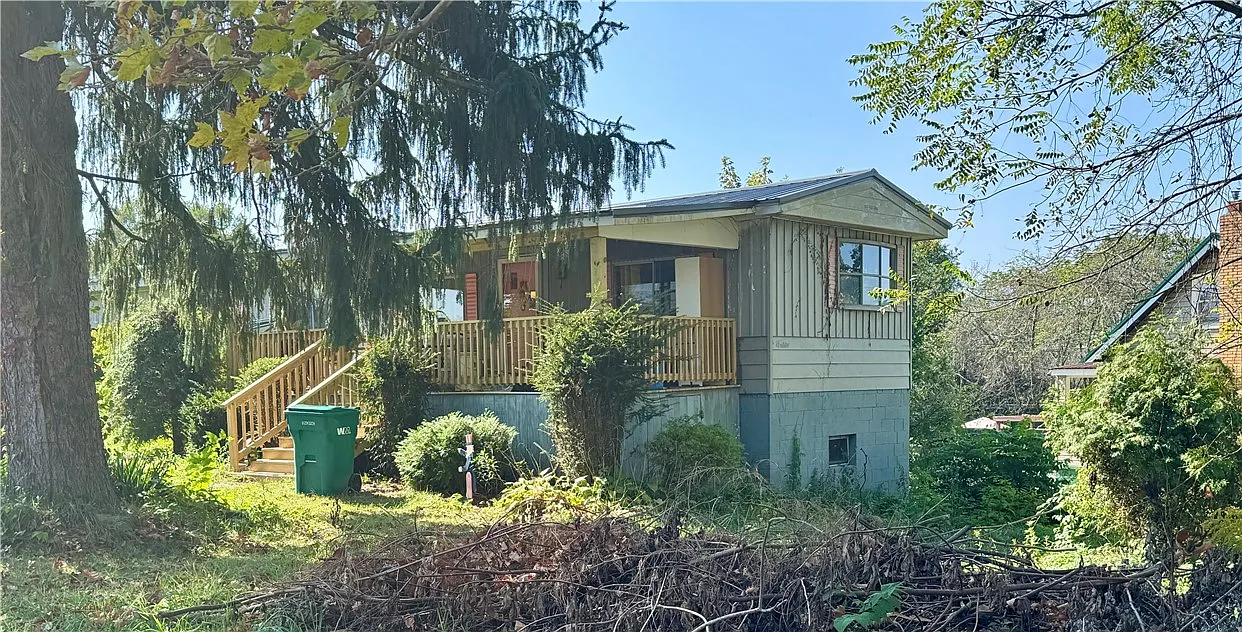 604 Patterson Rd photo 1