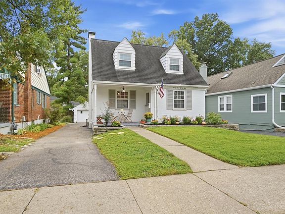 2nd image of 6989 Cambridge Ave