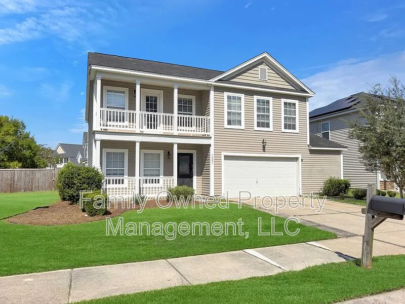4 bed, 2.5 bath, 2385 sqft, $2,350 — Photo 2