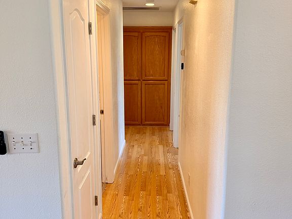 5th image of 2698 La Canada Ct