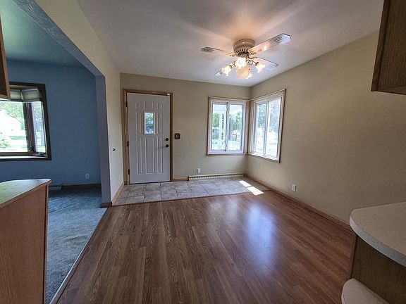 3rd image of 708 S FELKER AVENUE