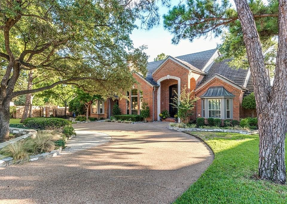 1st image of 3305 Park View Ct