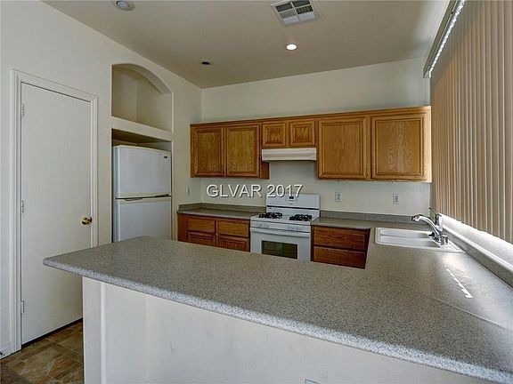 5th image of 7907 Teal Harbor Ave #0