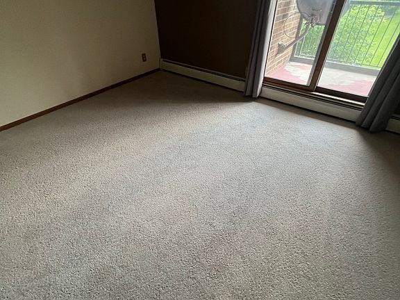 3rd image of 35 Nathan Ln N APT 220