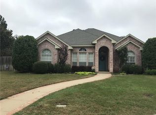 3009 Manor Ct N, Denton, TX 76210