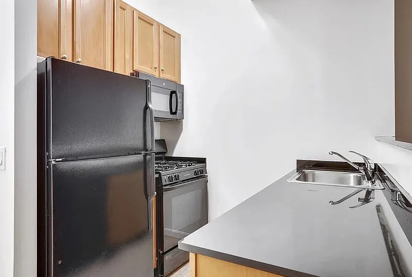 85 John Street — Photo 3