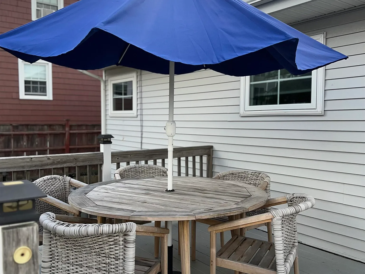 3 bed, 900 sqft, $3,200 — Photo 4