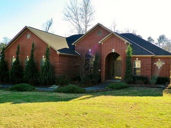 1st image of 35 Donna Dr