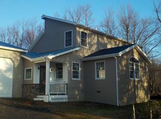 8151 Robin Rd, Wolcott, NY 14590