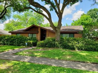 8315 Dillon St, Houston, TX 77061