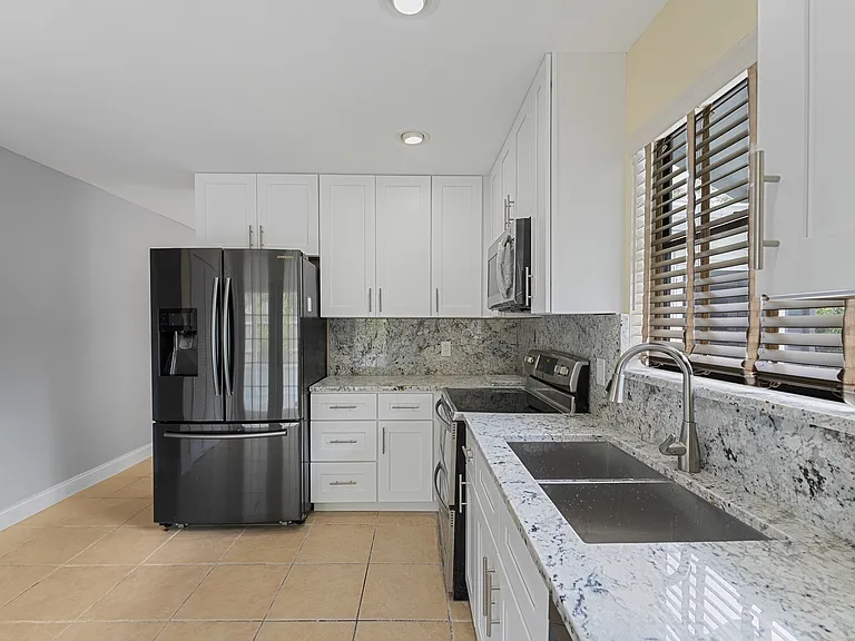 465 Oak Shadow Way — Photo 12