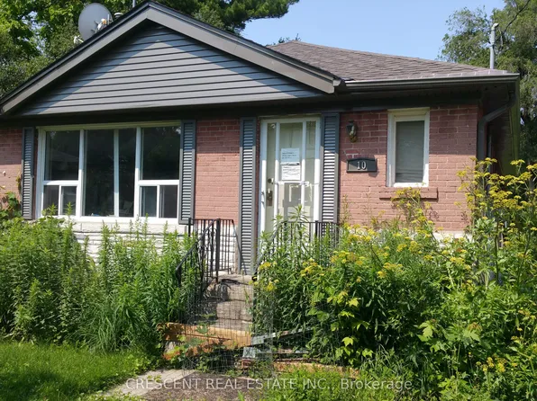 10 Shaver Ct, Toronto, ON M9B 4P5