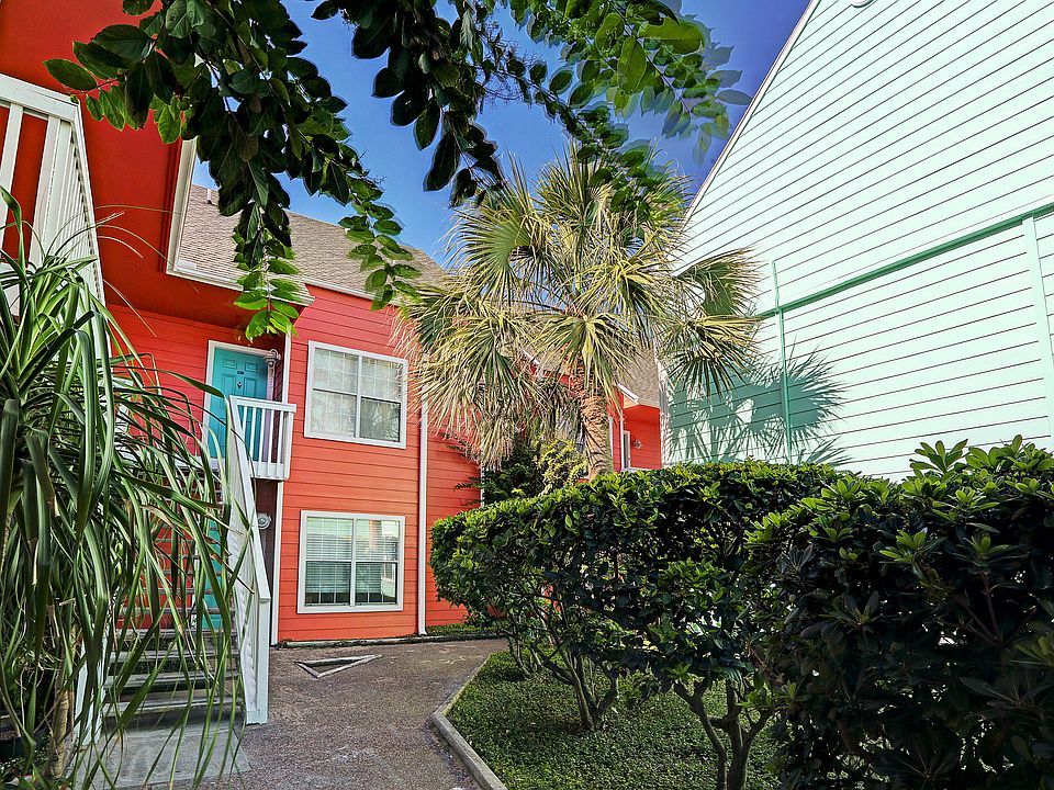 1st image of 3222 69th St
