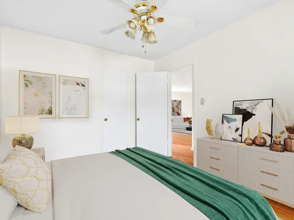 224-01 Hillside Avenue image 3 of 15