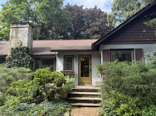150 Old Gladstone Rd, Chester Boro, NJ 07930