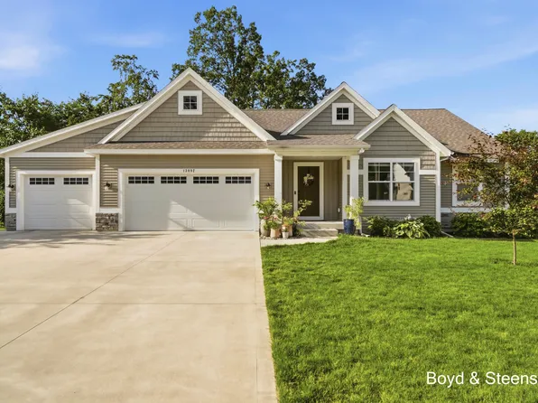 13092 Boulderway Trl, Grand Haven, MI 49417