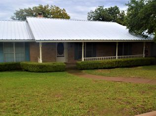 312 Edgemont Rd, Sonora, TX 76950