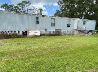 1237 S Carlyle St, Labelle, FL 33935