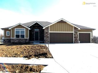 2008 Owen Dr, Pleasant Hill, MO 64080