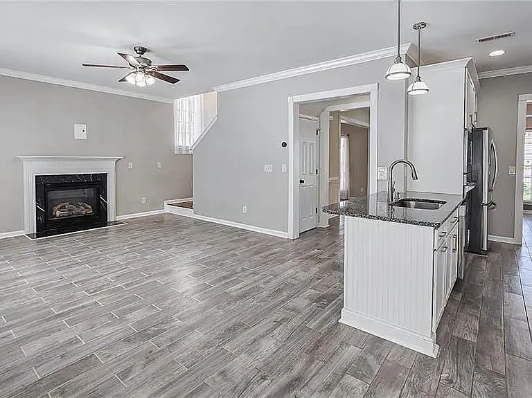 4072 Fountain Grove Dr — Photo 6