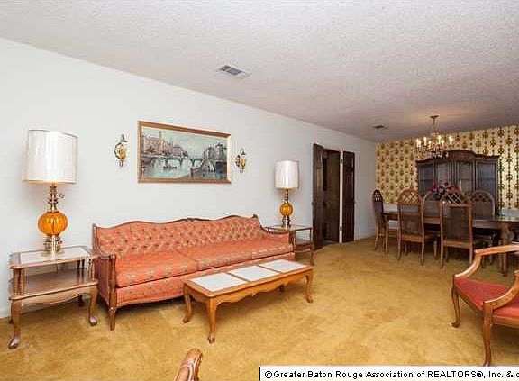 5th image of 3822 Lake Larouge Dr