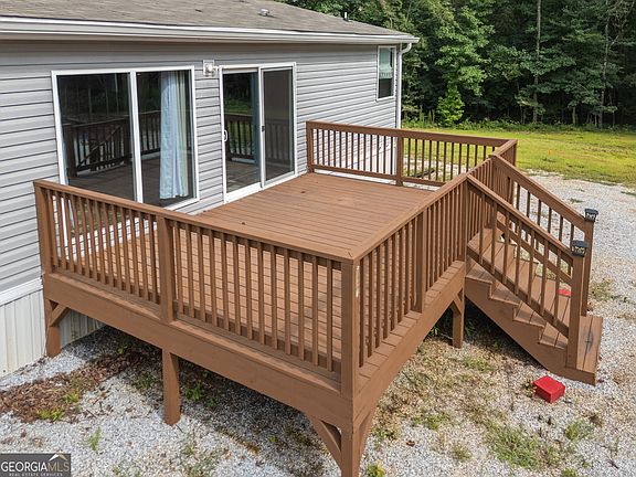 4th image of 257 Iris Dr