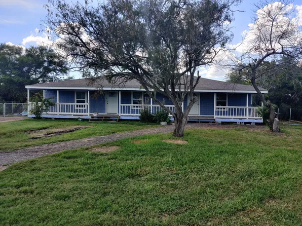 3708 Rachal Ln #1, Robstown, TX 78380